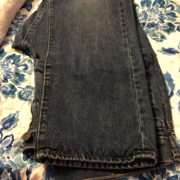 Authentic Izod Regular Fit Mens Jeans EUC - Picture 6 of 6